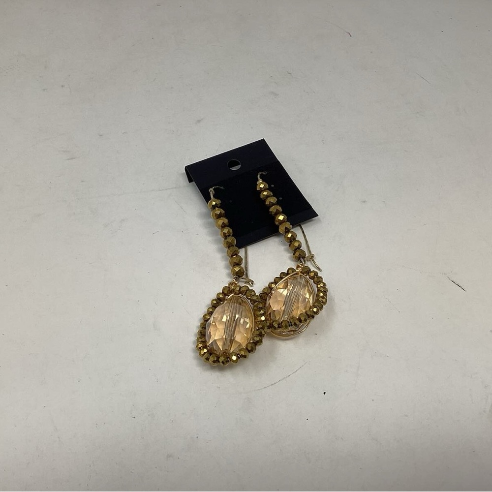 Elegant Gold Drop Earrings